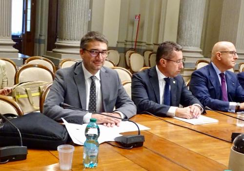 L'assessore FVG alle Autonomie locali, Pierpaolo Roberti, alla riunione con il ministro degli Affari regionali, Erika Stefani